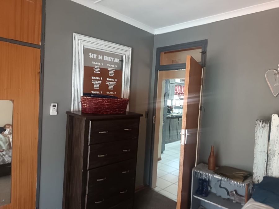 4 Bedroom Property for Sale in Carters Glen Northern Cape